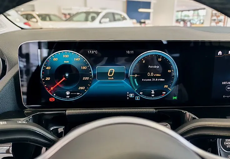 Zunanja slika - Mercedes-Benz GLA-Razred - 180 URBAN PRO-SLO-AMBI-LED-DAB-KAM-AVT.PRTLJ-VIDEO - 10