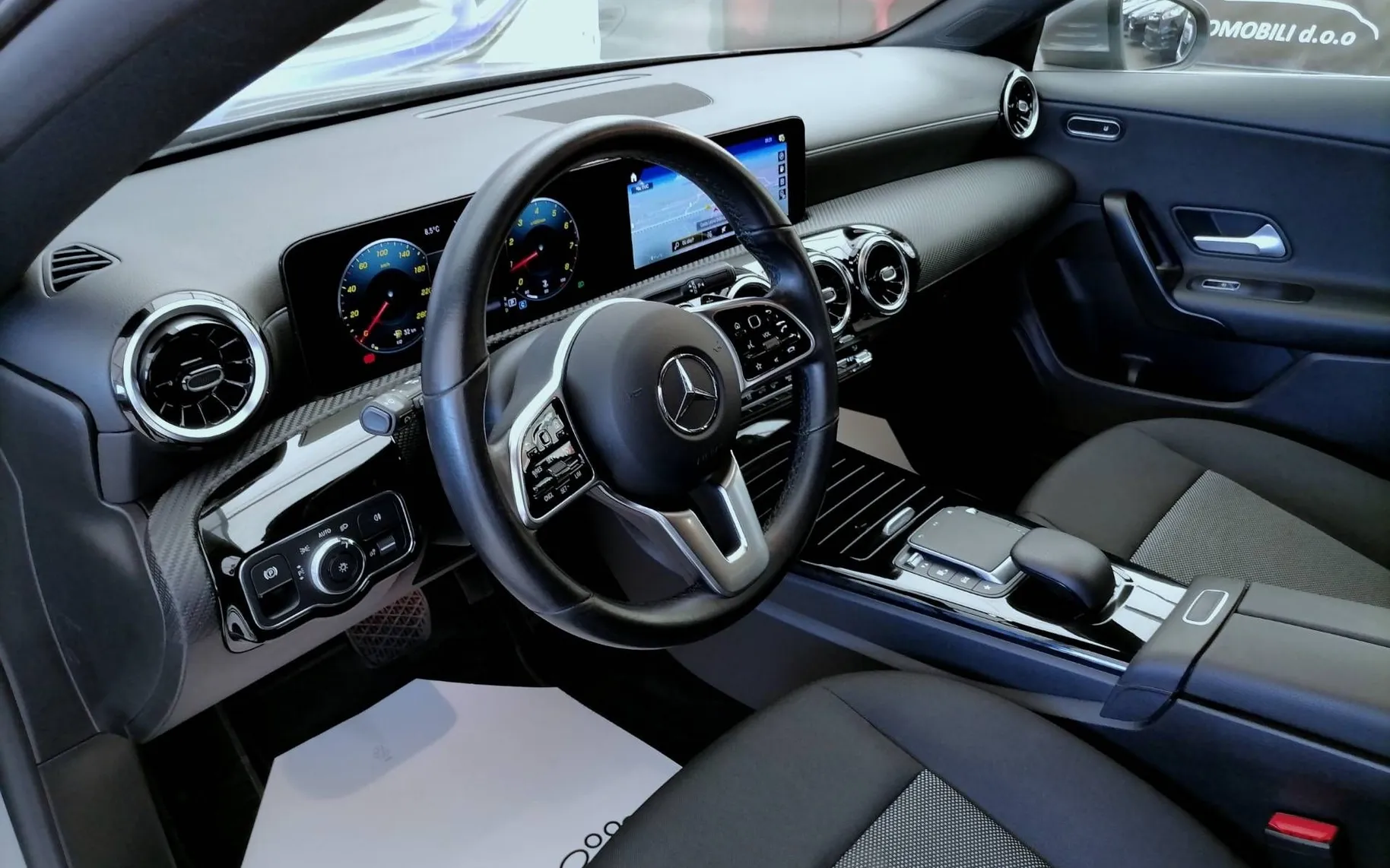 Zunanja slika - Mercedes-Benz CLA Shooting Brake - 2.0 d Shooting Brake FULL LED AUTOMATIC 1.LASTNIK - 5