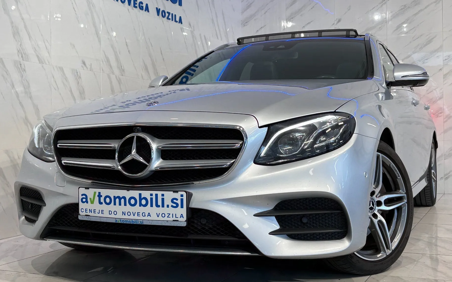 Zunanja slika - Mercedes-Benz E-Razred - 220d T AMG Line|Pano|360K|AmbientL|Gretje|Kljuka| - 3