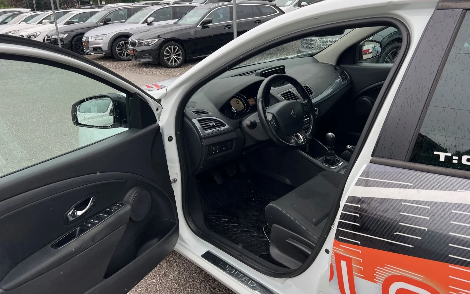 Zunanja slika - Renault Mégane - Megane Berline dCi 90 LIMITED LED AVTO.KLIMA NAVI PDC - 7