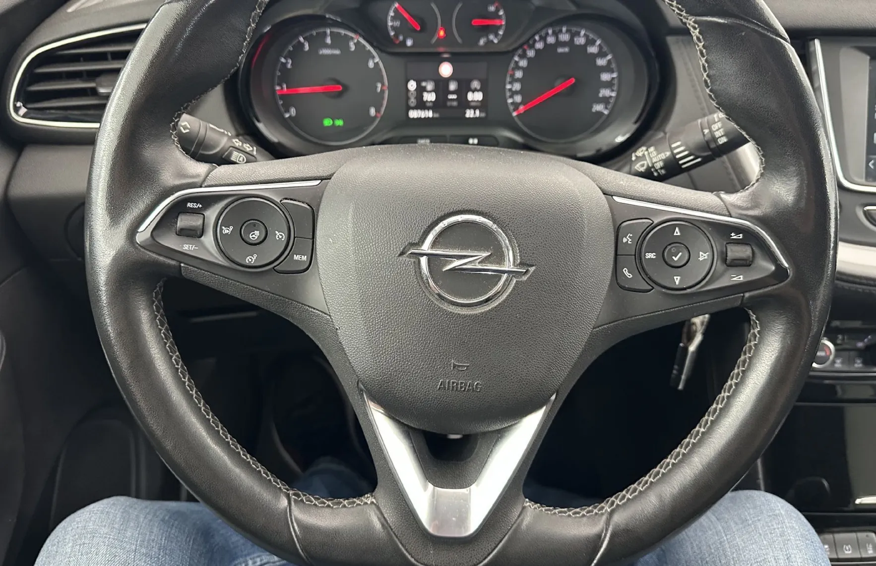Zunanja slika - Opel Grandland X - 1.2 TURBO.96KW KAMERA.LED.KLJUKA+4ALU.SAMO 87000KM - 7