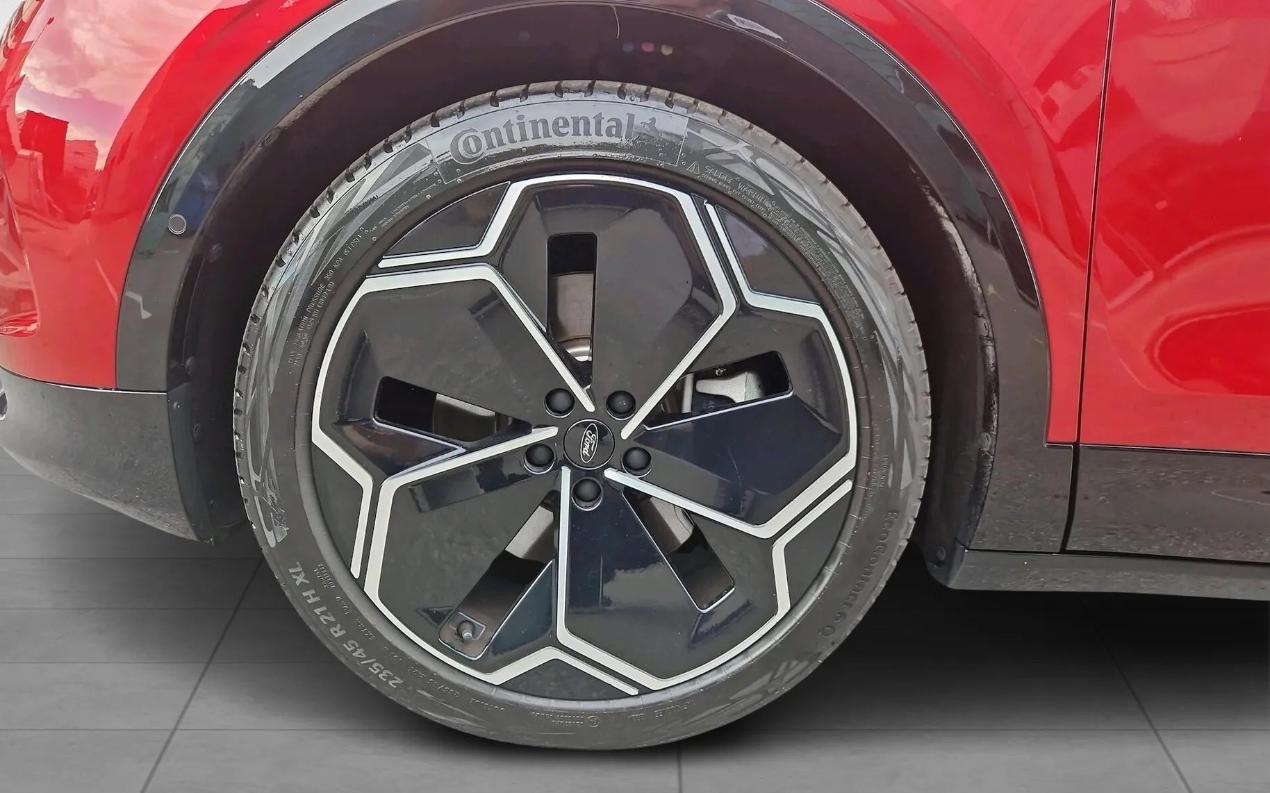 Zunanja slika - Ford Capri - ExtendedRange 77kWh Premium-SLO-NAVI-USNJE-360o - 11