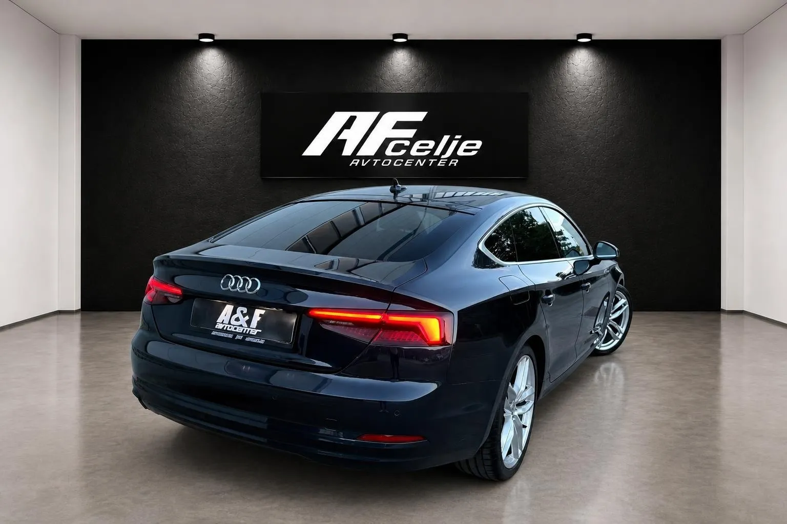 Zunanja slika - Audi A5 Sportback - 2.0 TDI-AUT-S LINE-LIZING ZA TUJCE-XENON LED - 5
