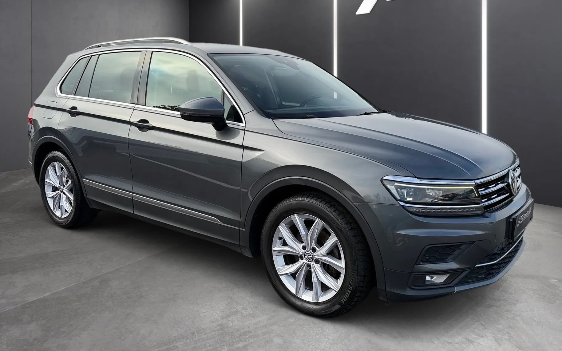 Zunanja slika - Volkswagen Tiguan - 2.0 TDI BMT Highline-SLO-1.lastnik-LED High-ACC... - 2