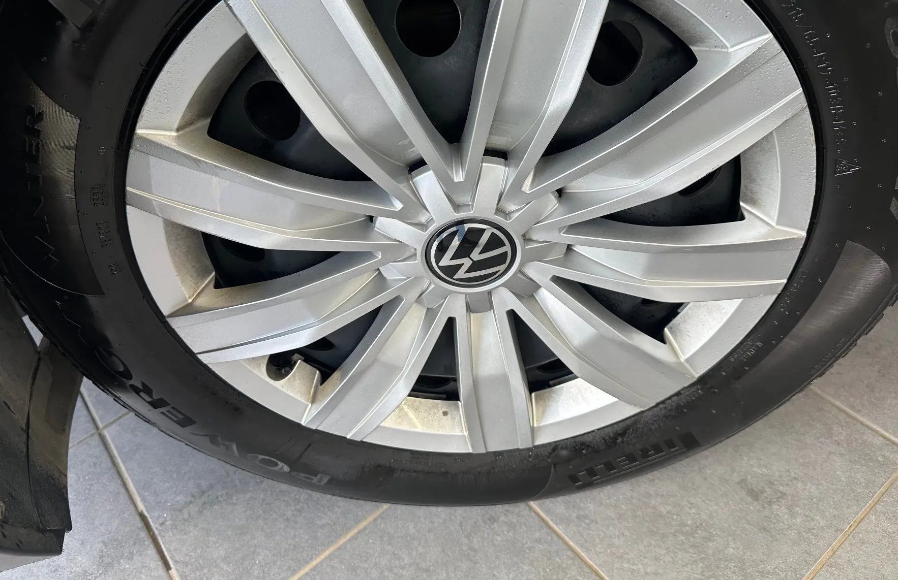 Zunanja slika - Volkswagen Tiguan - 2.0 TDI 110kW.NEMŠKI+4ALU.NAVI.AUT.GRET.SED.LED - 10
