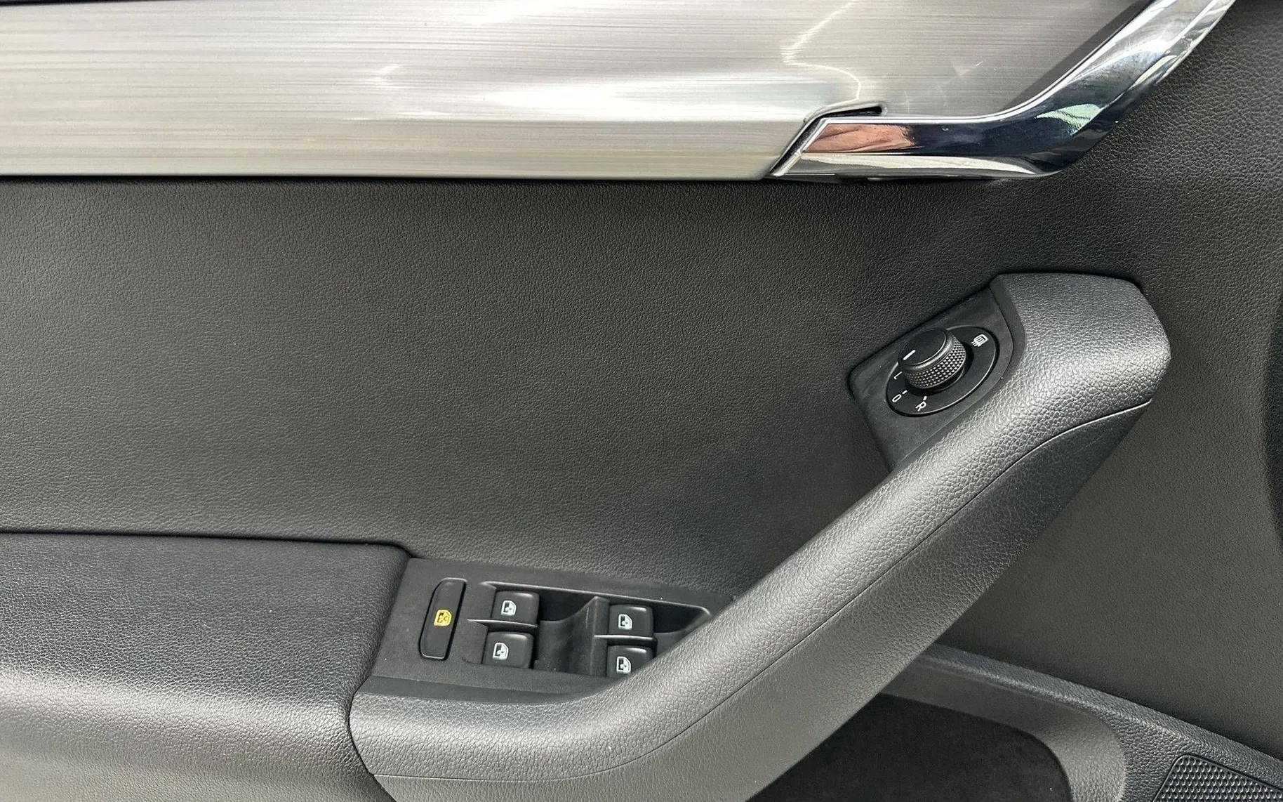 Notranja slika - Škoda Octavia - Combi 1.6 TDI Family... - 13