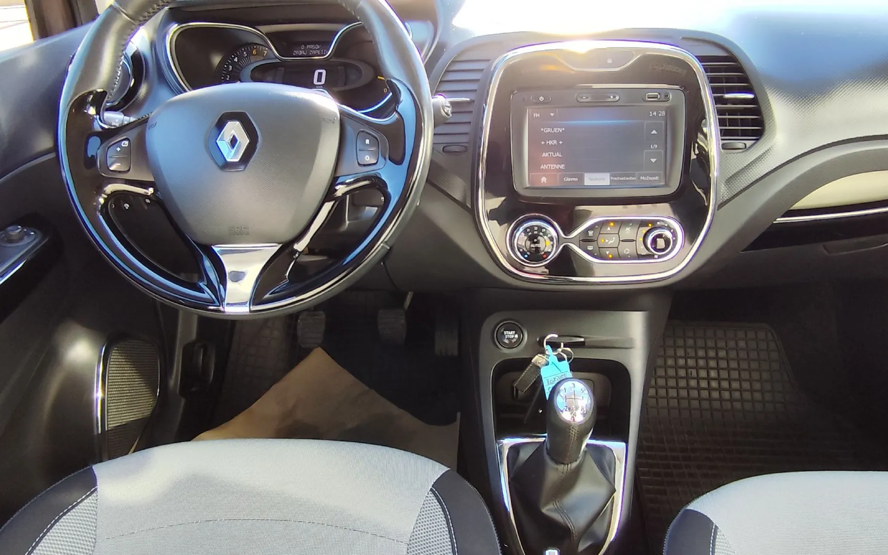 Zunanja slika - Renault Captur - Authentique TCe 90 Stop Start - 7