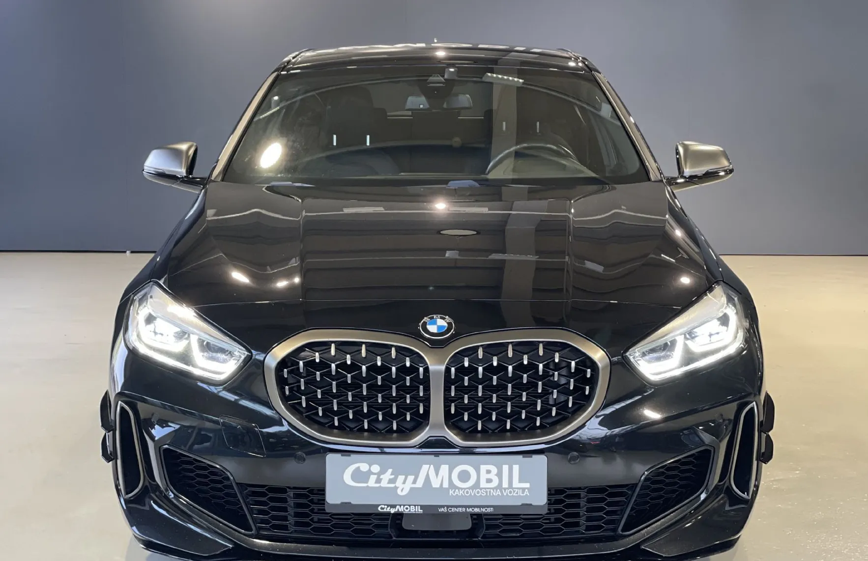Zunanja slika - BMW Serija 1 - : HEAD UP-VIRTUAL-NAVI-LED-ALU-38.000KM-GRETJE SED - 2
