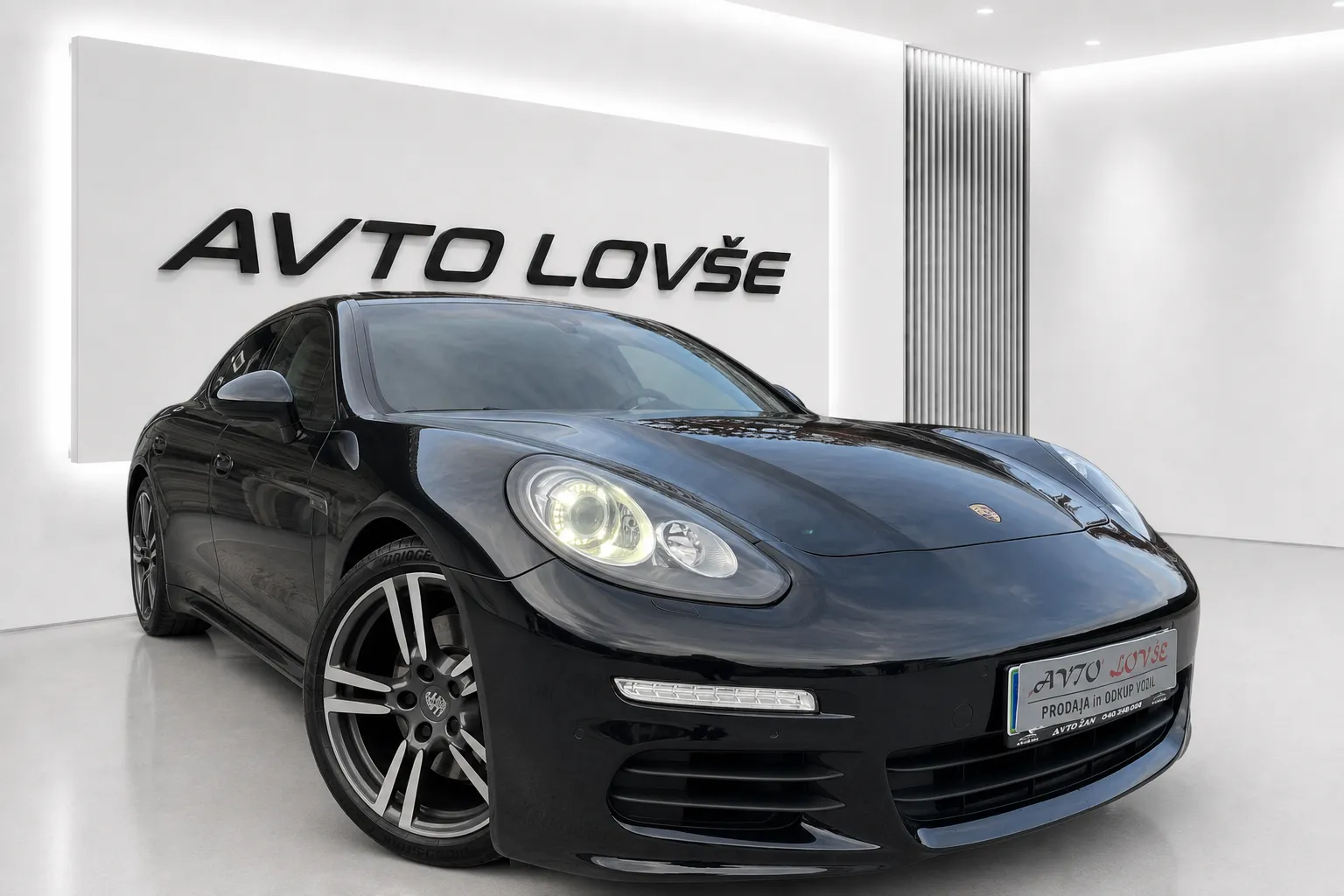 Zunanja slika - Porsche Panamera - 3.0 TD TIPTRONIC-LED-ALU-NAVI-KAM-ODLIČNA... - 2