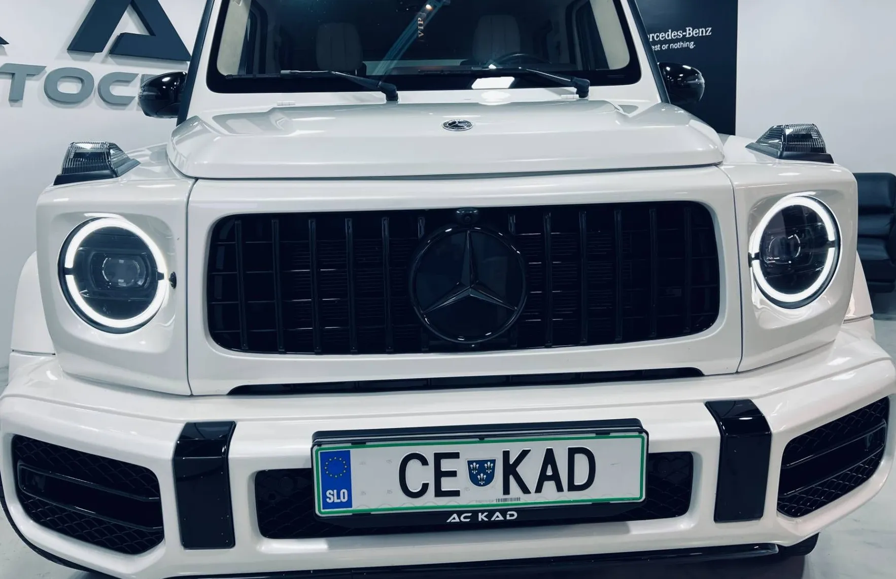Zunanja slika - Mercedes-Benz G-Razred - G350d AMG G63 LOOK-KAMERA-ALU 23- - 2