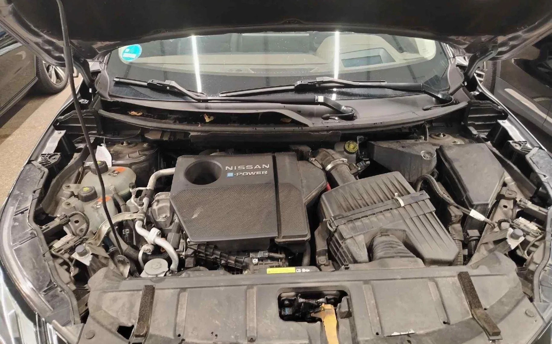 Zunanja slika - Nissan X-Trail - Tekna 4x4 1.5 157KW.NEMŠKI+4ALU.LED.USNJE.PANORAMA - 20