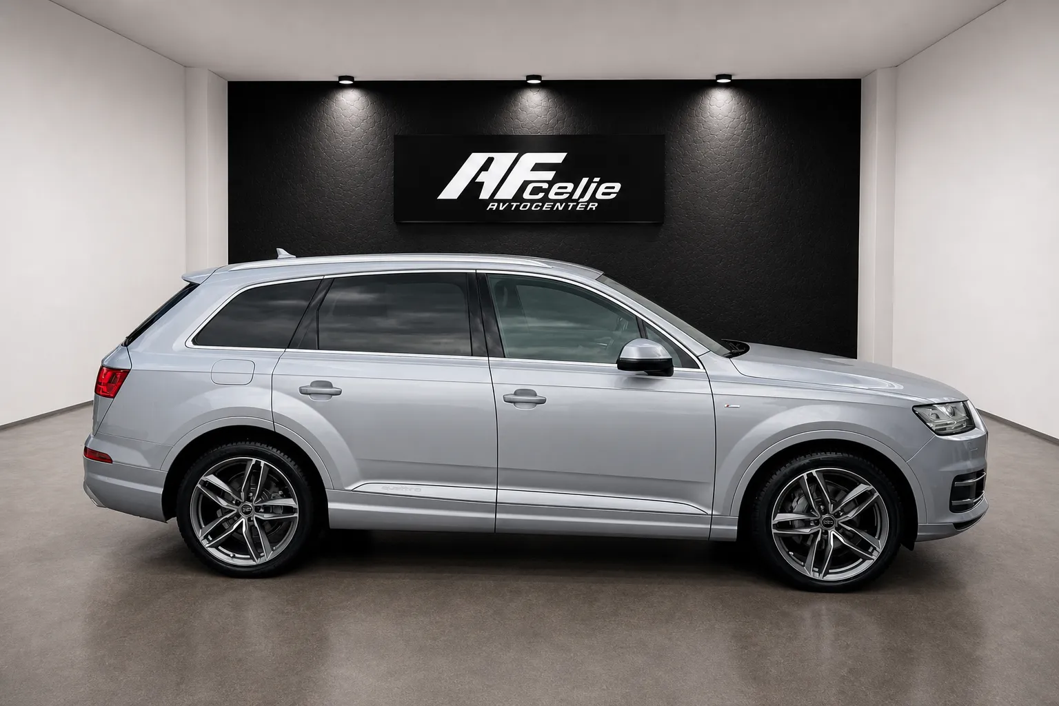 Zunanja slika - Audi Q7 - 3.0 TDI-Q-3X S LINE-MATRIX-ZRAČNO-LIZING ZA TUJC - 4