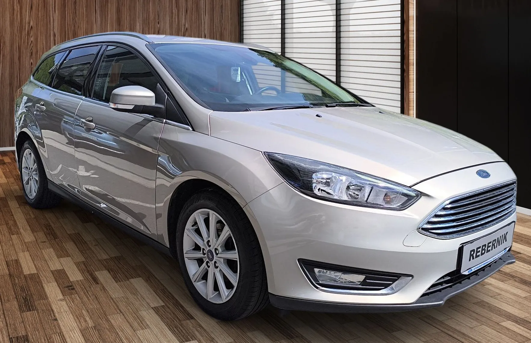 Zunanja slika - Ford Focus - Karavan 1.5 TDCi Titanium-SLO-2.L4ST.- SERVISIRAN - 2