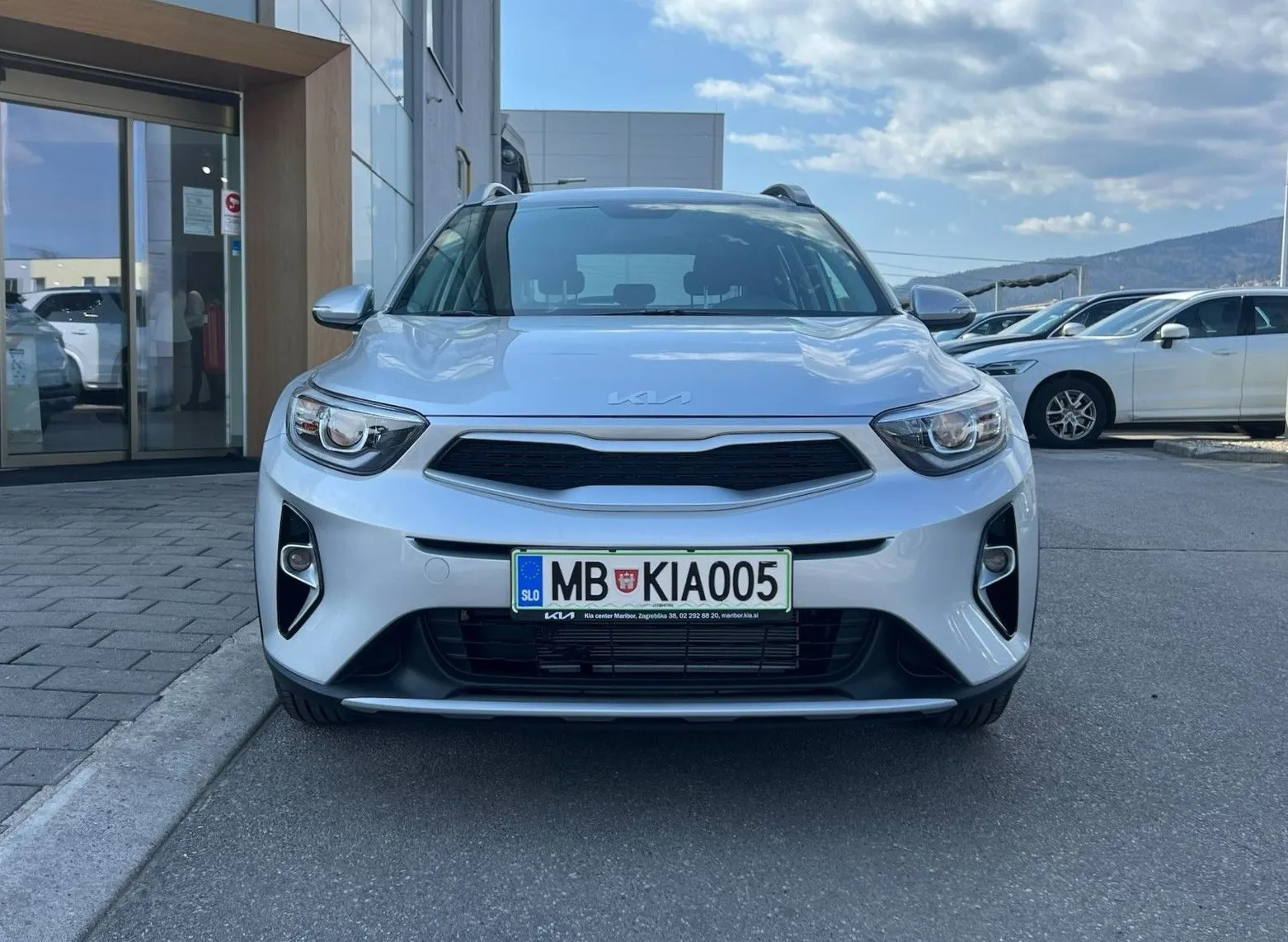 Zunanja slika - KIA Stonic - 1.2 DPI 57.9 kW  79 KM  LX Urban+ M T - 2