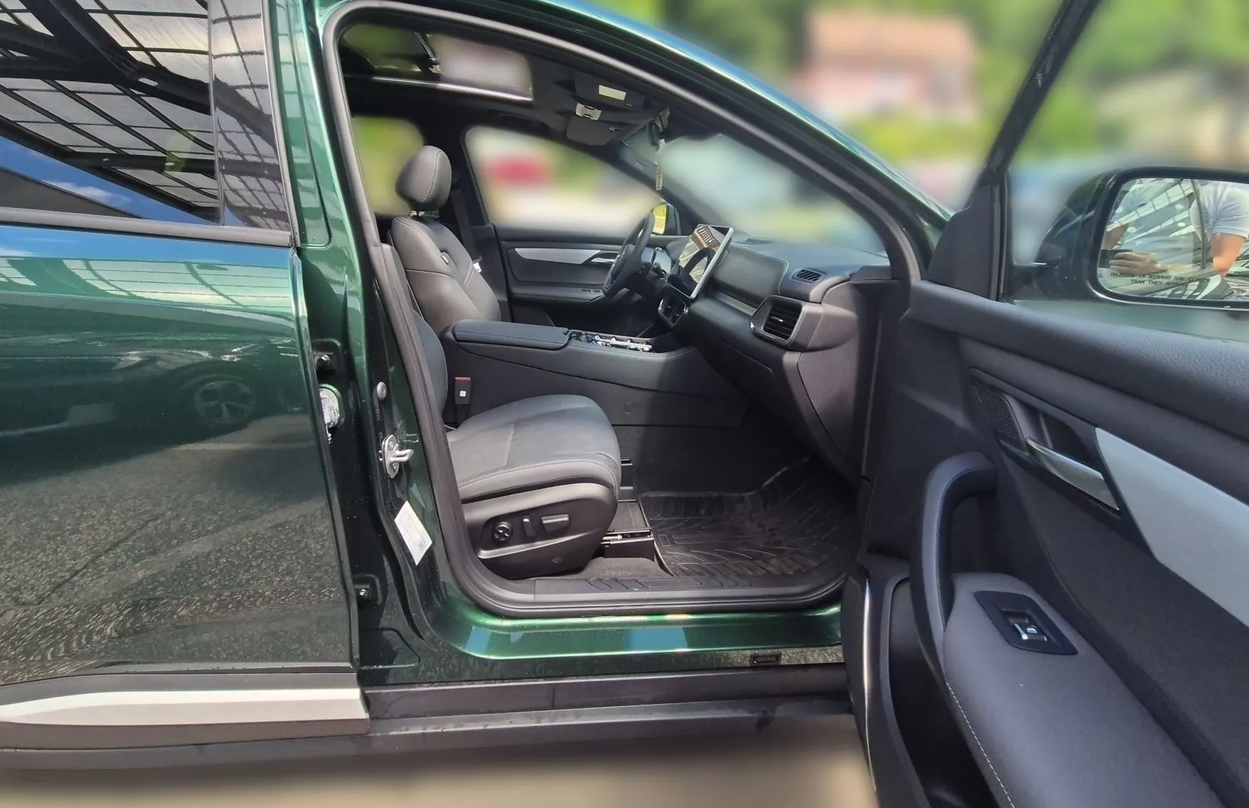Zunanja slika - Vinfast VF8 - 87.7 kWh AWD Plus 408 PS-GRATIS 22KW POLNILNICA - 14