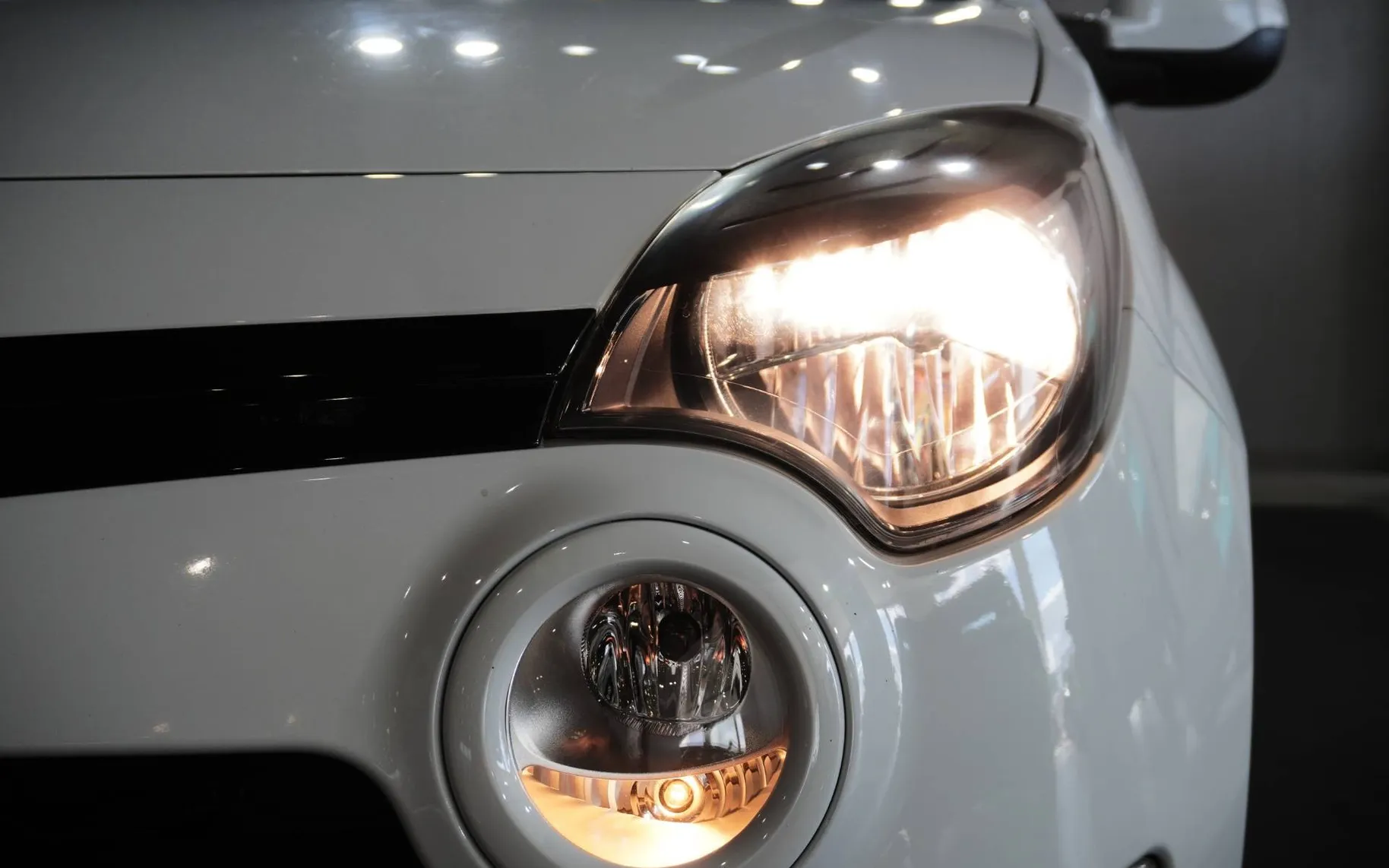 Zunanja slika - Renault Twingo - Dynamique 1.2 16V LEV + 1. LASTNIK + SLOVENSKI - 7