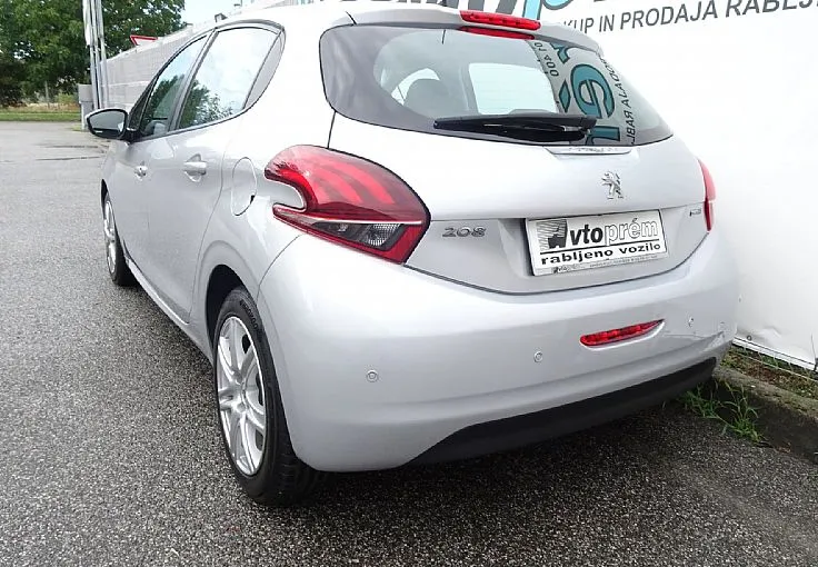 Zunanja slika - Peugeot 208 - 1.6 BlueHDi - ODLIČEN - FINANCIRANJE BREZ POLOGA - 4