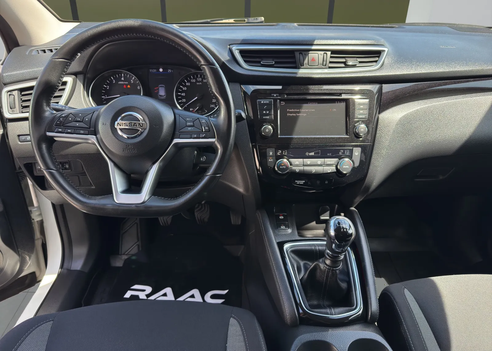 Zunanja slika - Nissan Qashqai - 1.3 - 19