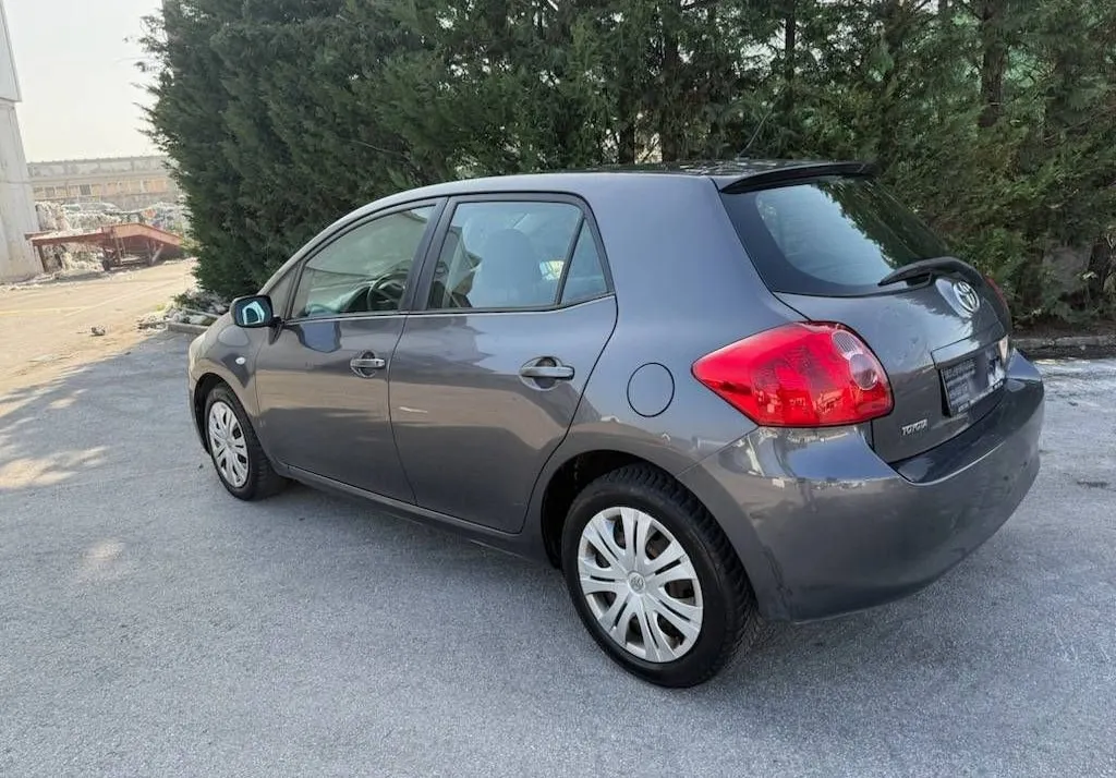 Zunanja slika - Toyota Auris - 2.0 D4-D NA KREDIT BREZ POLOGA - 6