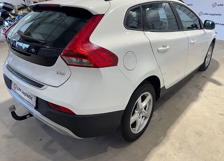 Zunanja slika - Volvo V40 Cross Country - D2 Momentum - PDC - ALU - 6