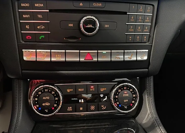 Zunanja slika - Mercedes-Benz CLS-Razred - CLS 350 d 4MATIC- KAM 360-PANO-NAVI-2xPDC - 19