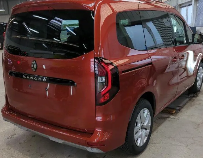 Zunanja slika - Renault Kangoo - Blue Dci 95 - VOZILO V PRIHODU - 2