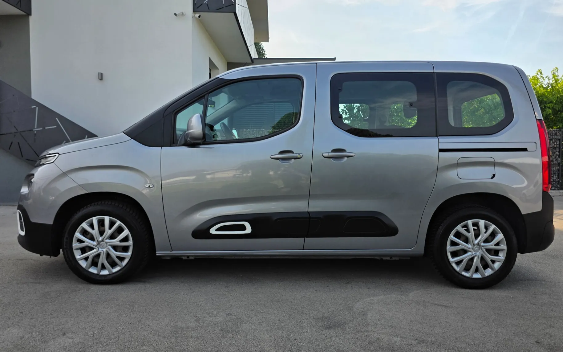 Zunanja slika - Citroën Berlingo - 1,5 BlueHDi 100 Live M - 2