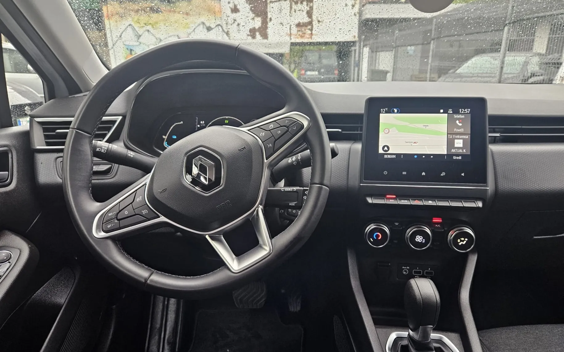 Zunanja slika - Renault Clio - 1.6 E-TECH HYBRID - Business - 6
