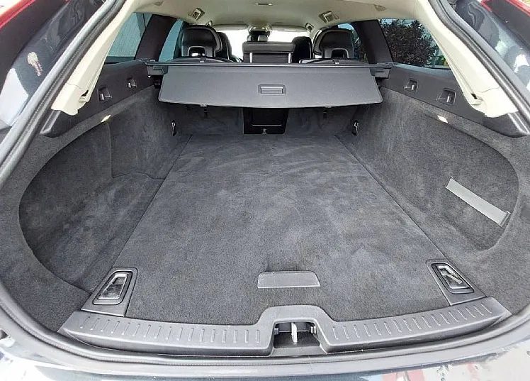 Zunanja slika - Volvo V90 - D3 Kinetic - 8