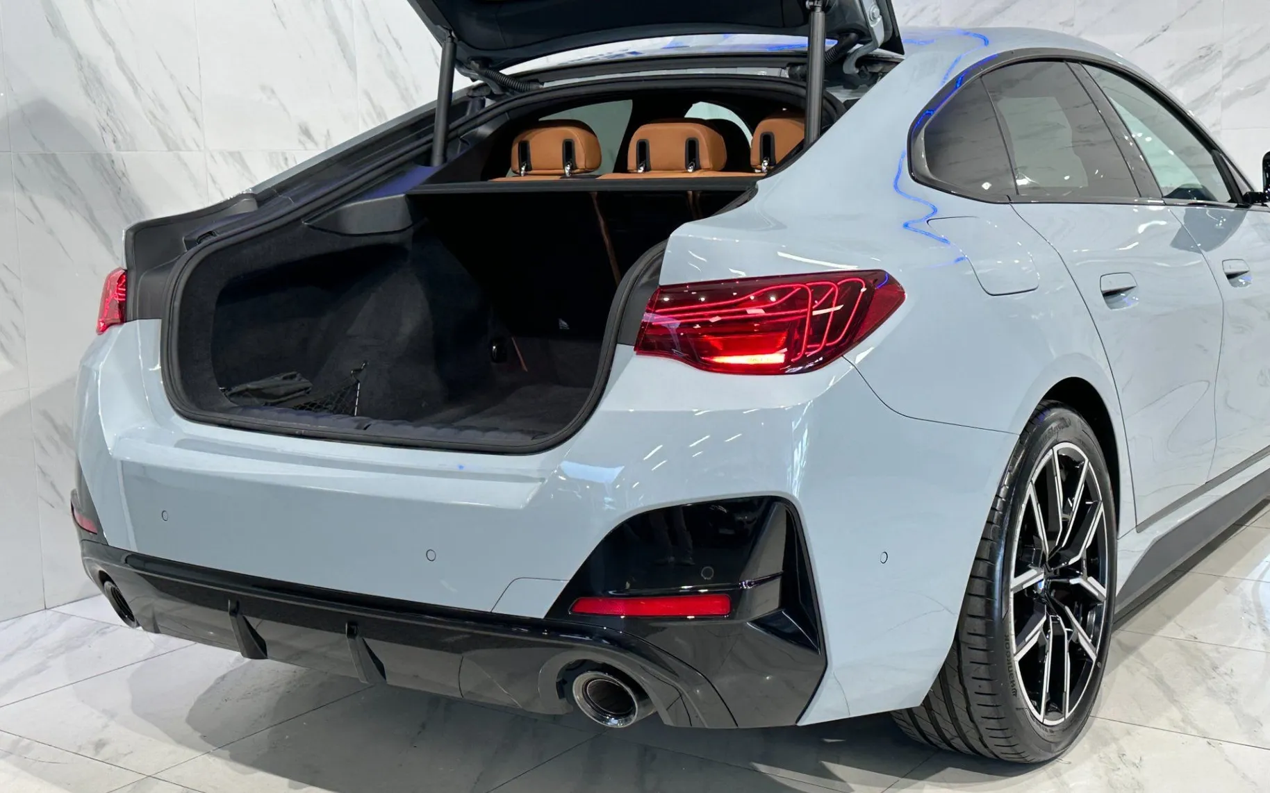 Notranja slika - BMW serija 4 Gran Coupe: - 20d|xDrive|M-Pro|Laser|R19|ACC|360K|HUD|KeyGo| - 8