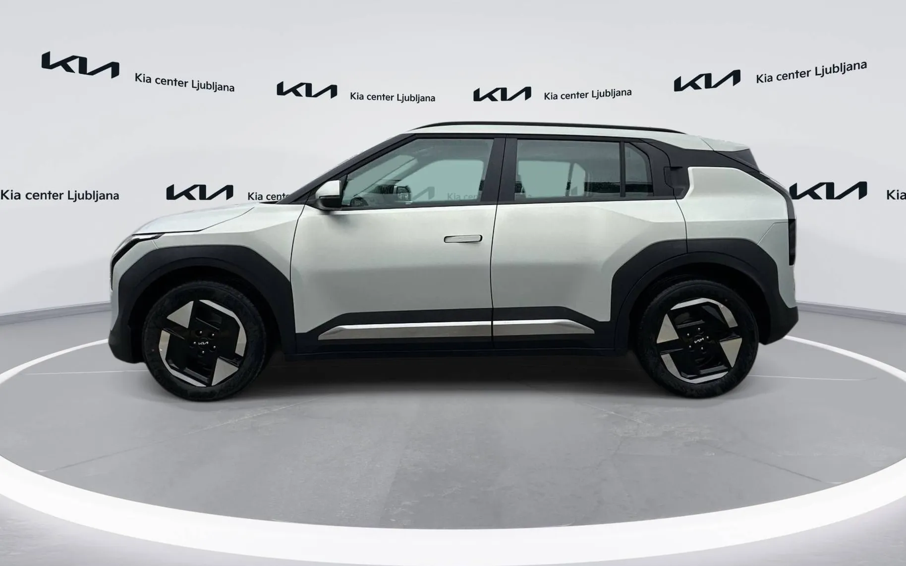 Notranja slika - KIA EV3 - STAR 58.3 kWh baterija... - 8