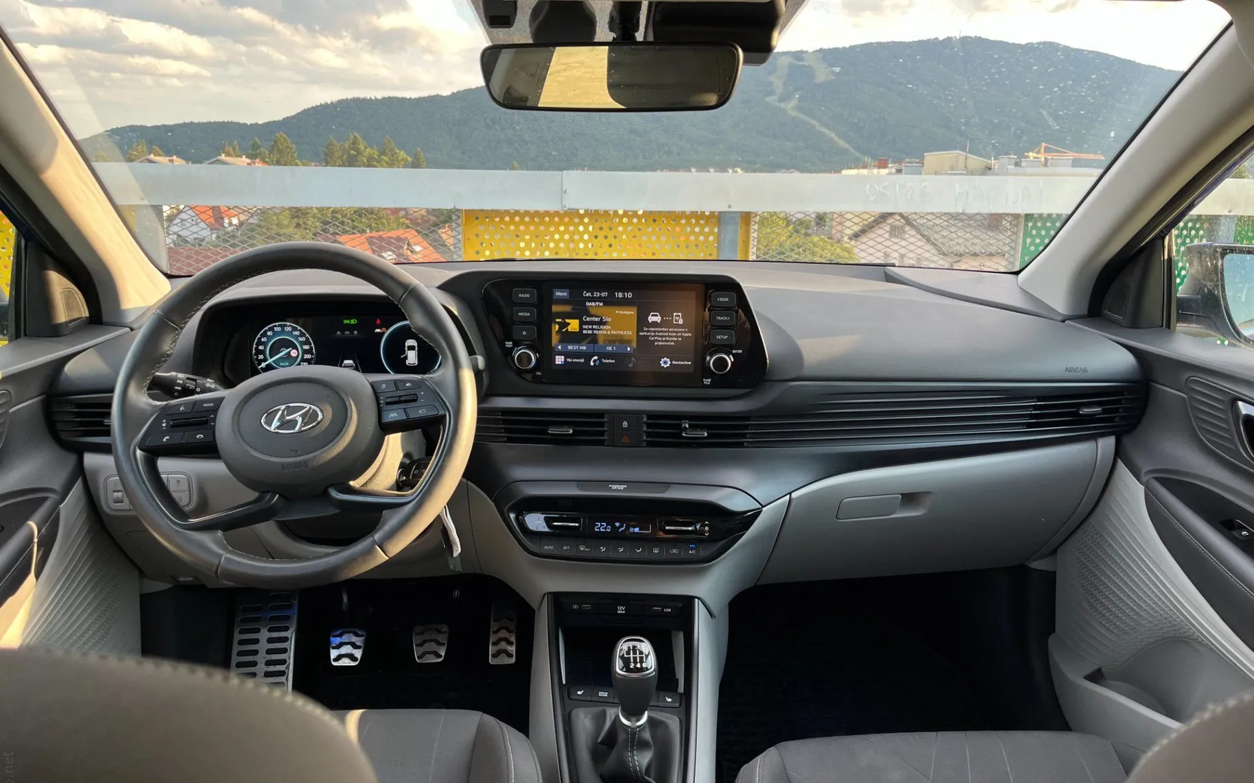Zunanja slika - Hyundai Bayon - 1.0 T-GDI Style.LED.VZR.KAM.LANE AS.ACC 22.768 KM - 10