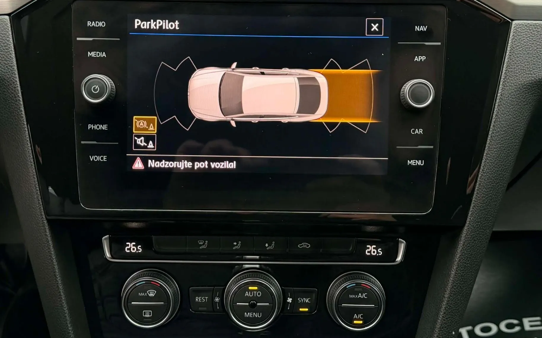 Notranja slika - Volkswagen Arteon - 2.0 TDI-DSG-XENON+LED-LIZING ZA TUJCE-ACC- - 12