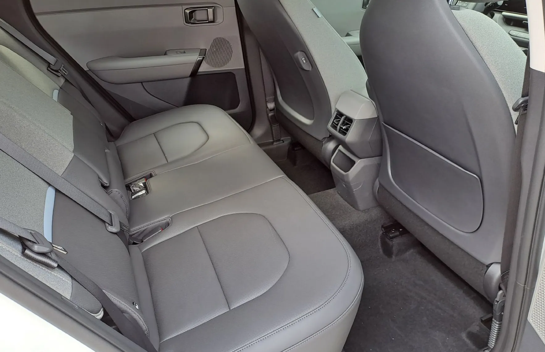 Zunanja slika - KIA Seltos - 1.6 T-GDI EX Style DCT - 9