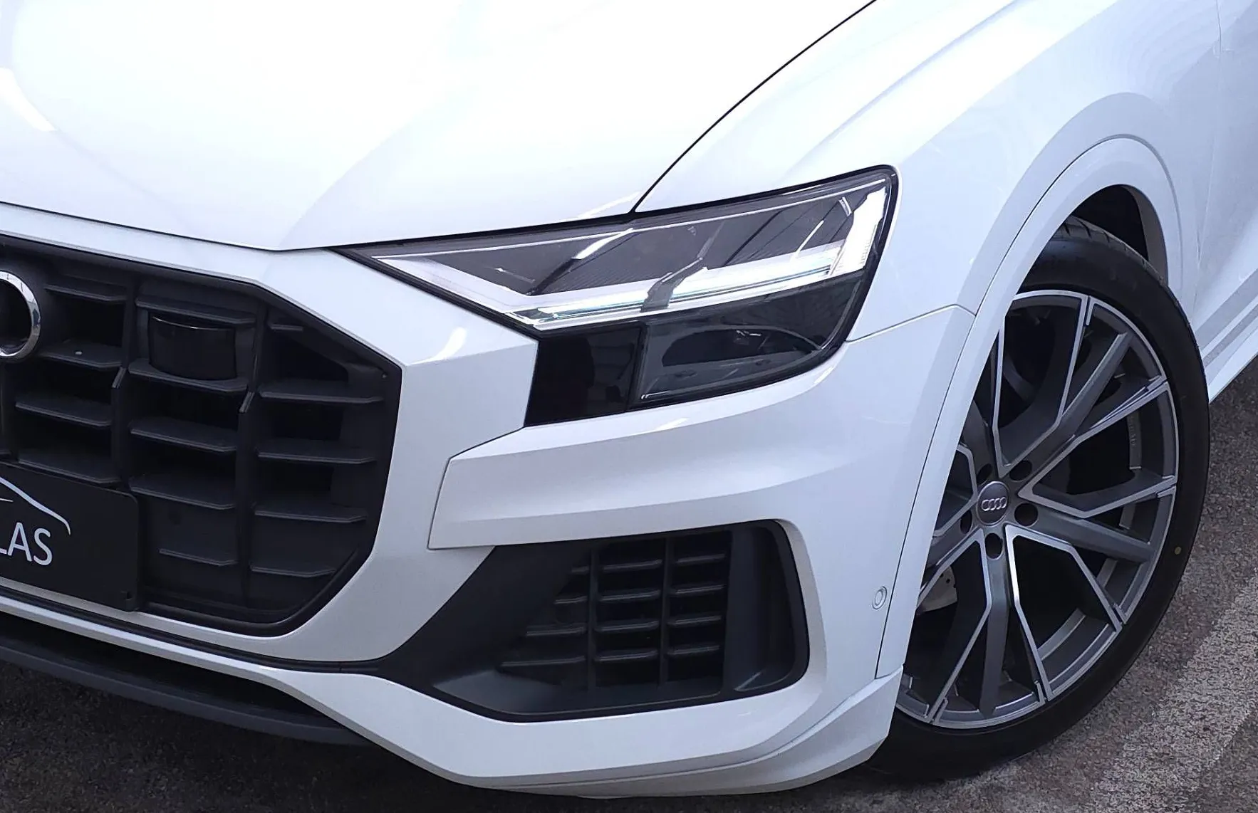 Zunanja slika - Audi Q8 - 50 TDI- QUATTRO - ZRAČNO - HLAJ. SED. - KAMERA... - 2