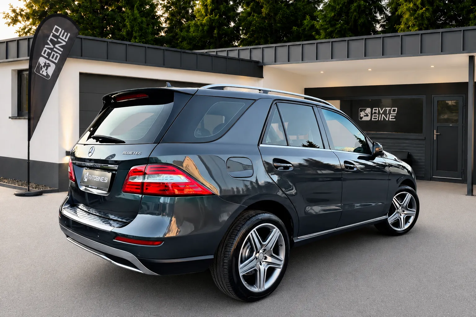 Notranja slika - Mercedes-Benz ML-Razred - ML 250 4MATIC-BI-XENON-NAVI-KOT NOV... - 8