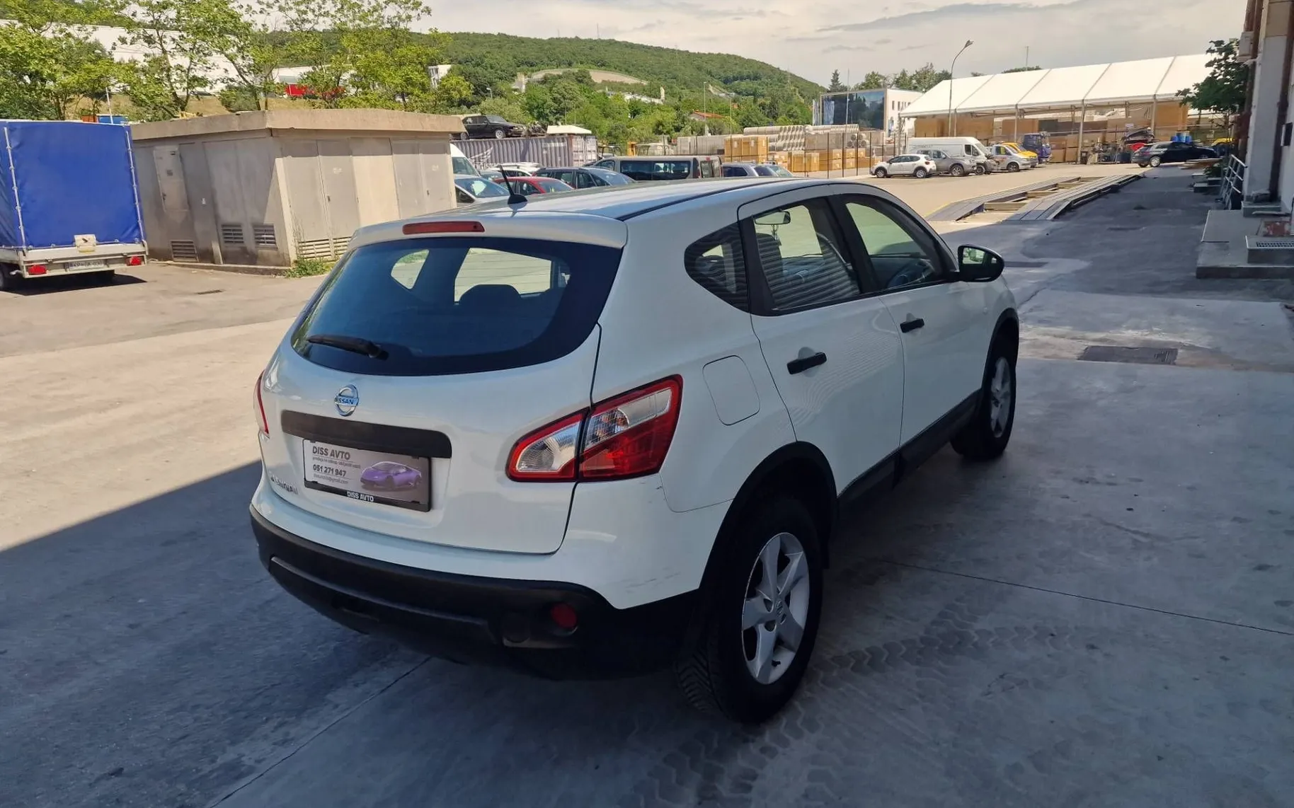 Zunanja slika - Nissan Qashqai - 1.6 16V SAMO 98.000km 2.LASTNIK ... - 6