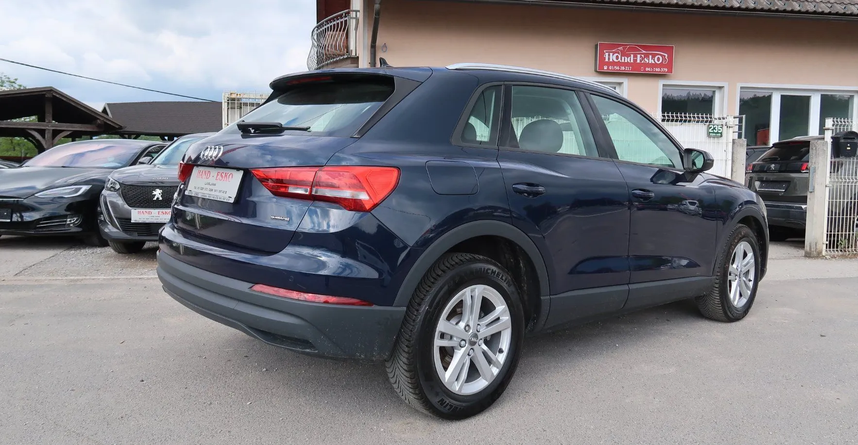 Zunanja slika - Audi Q3 - 40 TDI quattro S tronic 140  190 -NAVI-ALU-VIRTUAL - 5