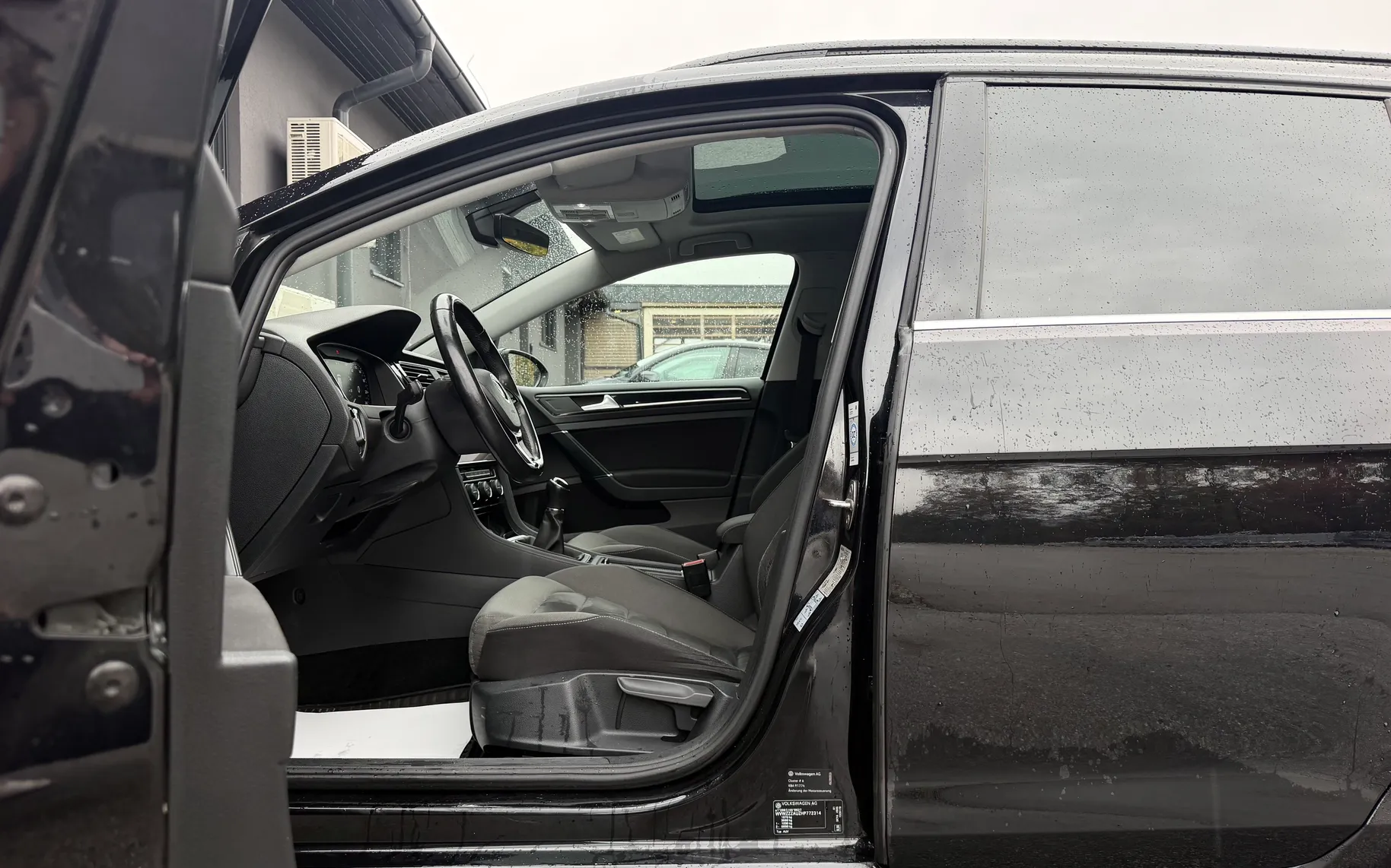 Zunanja slika - Volkswagen Golf - 2.0 TDI BMT Highline 2.LASTNIK PANO. VIRTUAL. NAVI - 8