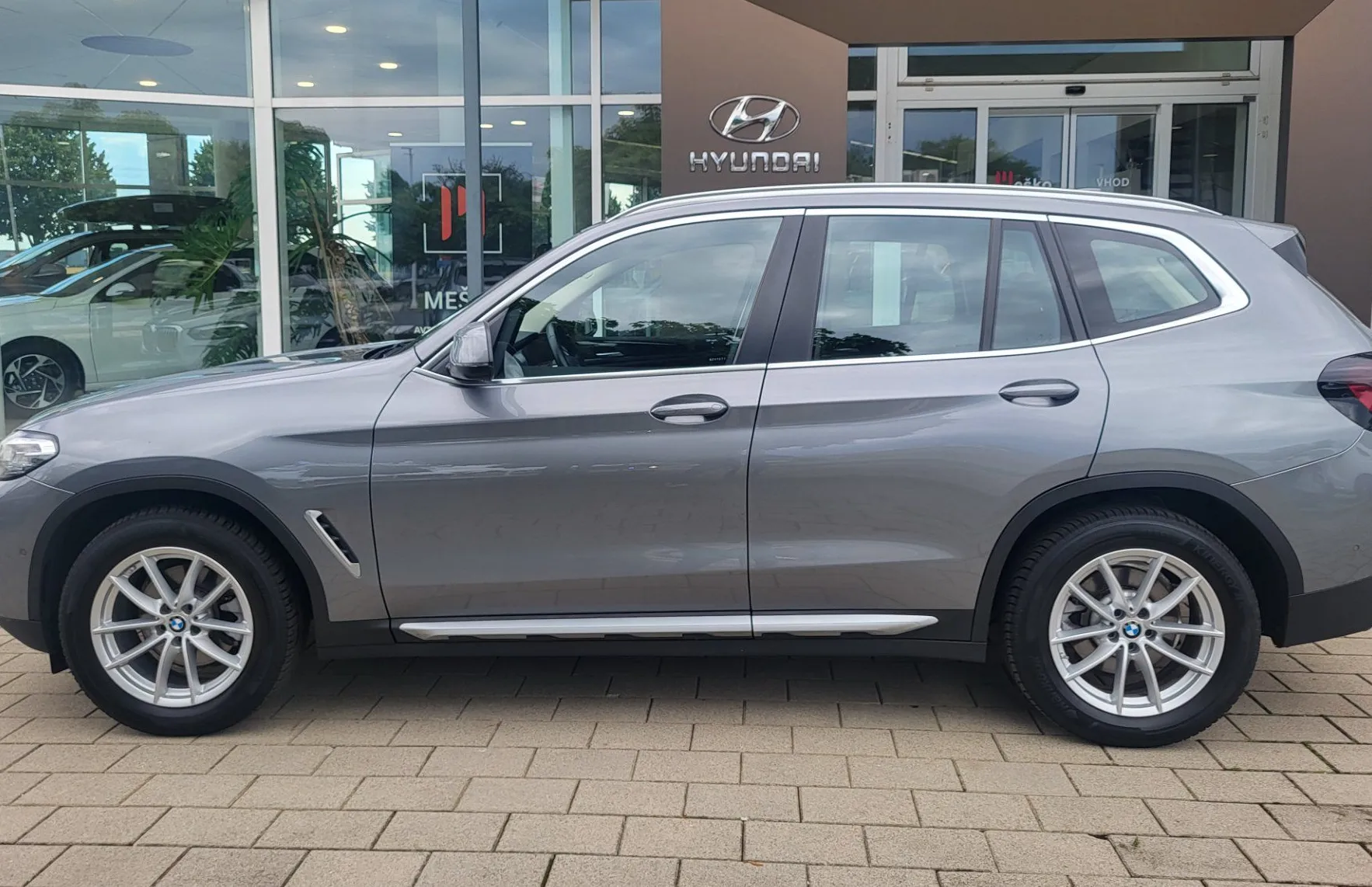 Zunanja slika - BMW X3 - serija : sDrive18d Avt. - 4