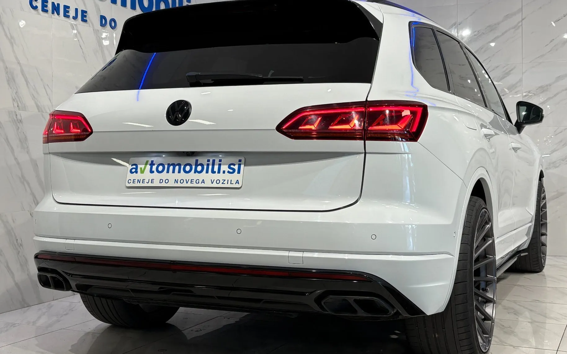 Zunanja slika - Volkswagen Touareg - V6 TDI Elegance 4M |Pano|Zračno|4WS|SoftC|Masaža| - 6