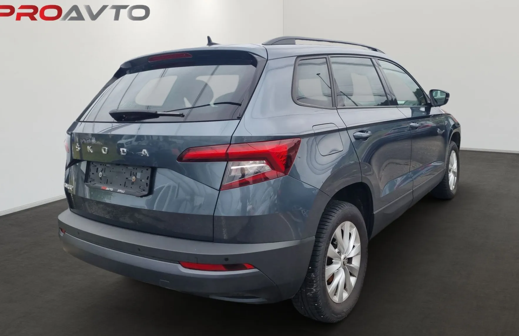 Zunanja slika - Škoda Karoq - Active 1.6 TDI - 3