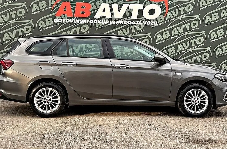 Zunanja slika - Fiat Tipo - City Life 1.0 T3 GSE 74kW+SLO+1LASTNIK+SERVISNA - 4