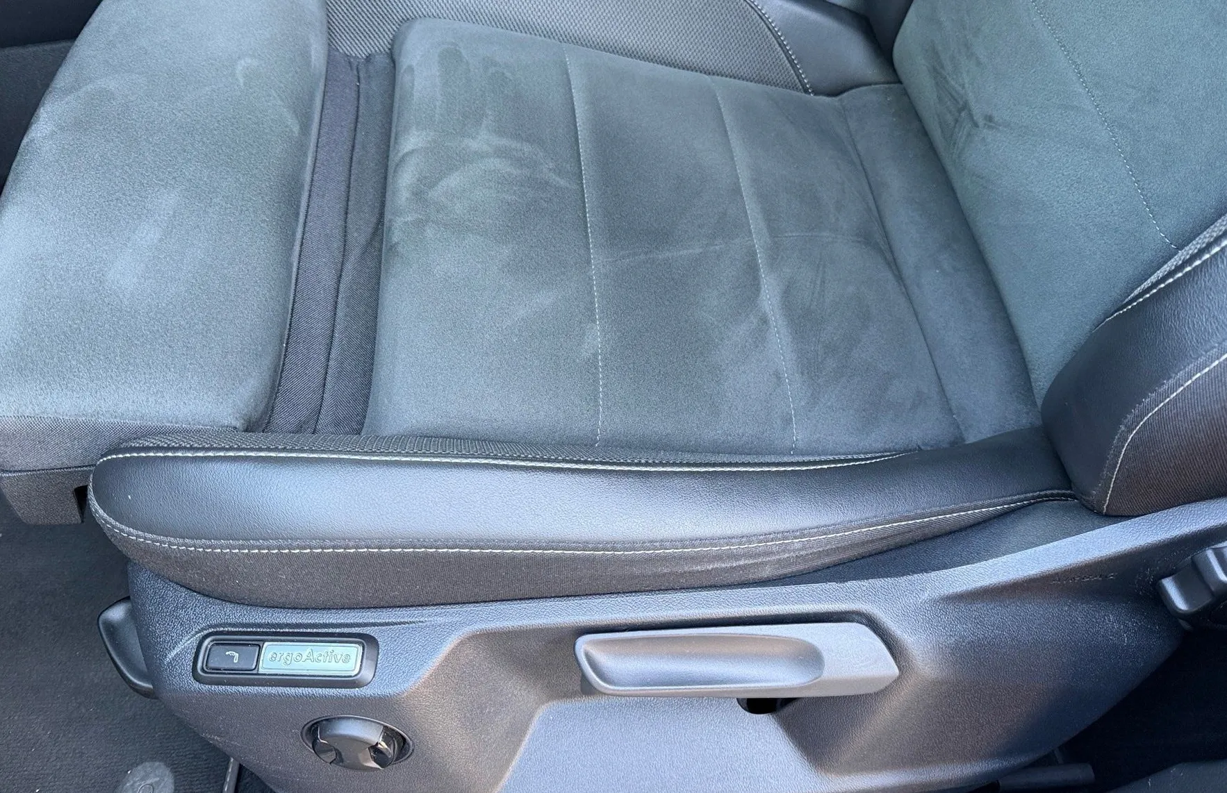 Zunanja slika - VW T-Roc - 1.0 TSI BMT R-Line-Masaža-ACC-PDC-Kamera-IQ Light - 13