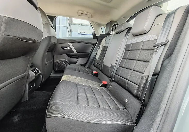 Zunanja slika - Citroën C4 - Business Hibrid 145 avtomatik - 9