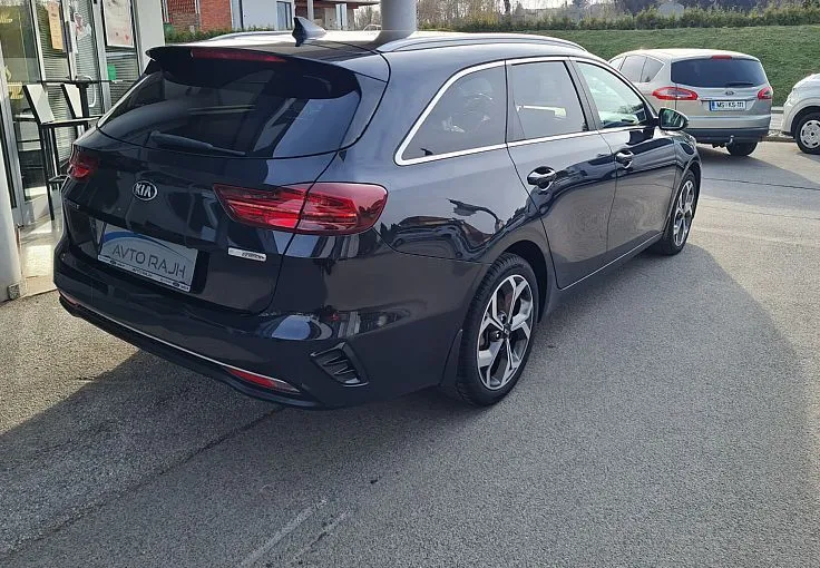 Zunanja slika - KIA Ceed - SW 1.6 CRDi MHEV EX Vision ISG. M T 100kW - 5