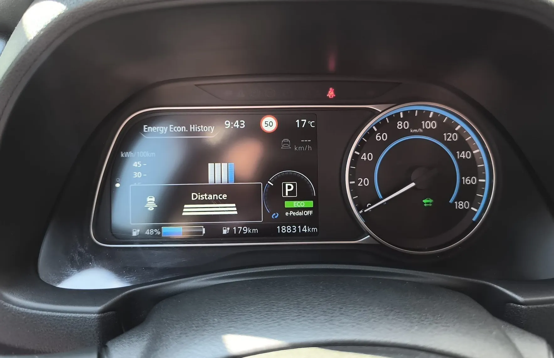Zunanja slika - Nissan Leaf - Elektro 62 kWh SLO -1.LASTNIK- ZDRAVJE BATE. 88.3 - 18