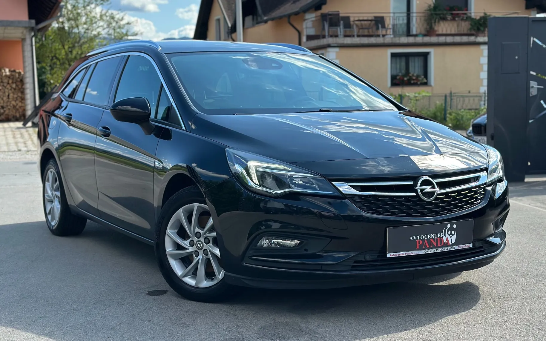 Zunanja slika - Opel Astra - 1.6 CDTI+SLOVENSKI+KEYLESS+NAVI+16 COL+PDC+ODLIČEN - 6