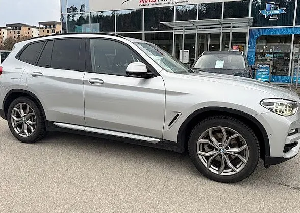 Zunanja slika - BMW X3 - serija : xDrive20d xLINE RADAR MATRIX VIRTUAL KLJUKA MEMORY - 4