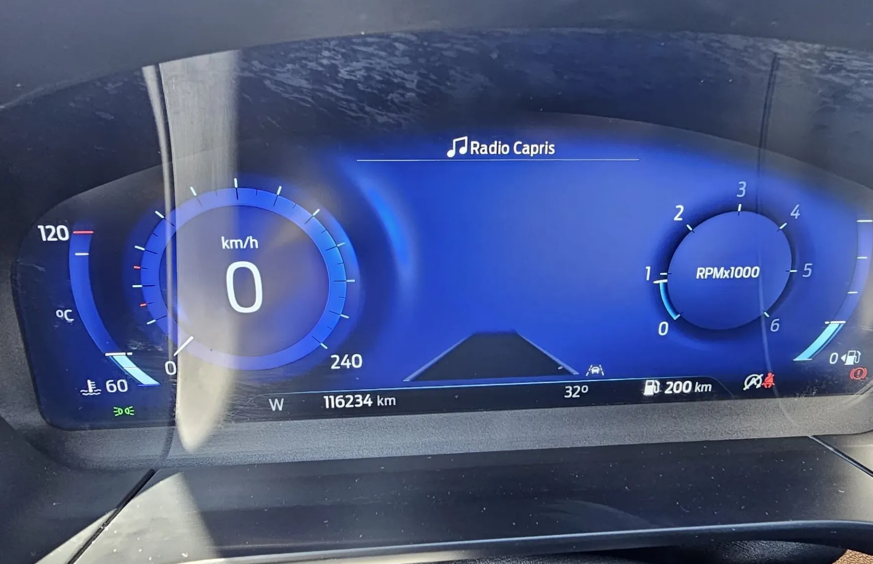 Zunanja slika - Ford Kuga - 2.0 TdCi 150 Titanium|FULED|ALU|2xPDC|NAVI|Multifu - 11
